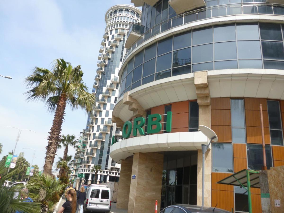 Orbi Sea Tawers * باتومي